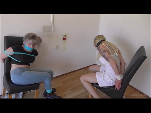 ❤️ Viciado / amarrado e amordaçado / donzela em apuros ❤ Porno vídeo em pt.tvmarket.top ❌