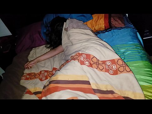 ❤️ Stepson berating a sua jovem madrasta enquanto ela dorme. ❤ Porno vídeo em pt.tvmarket.top ❌